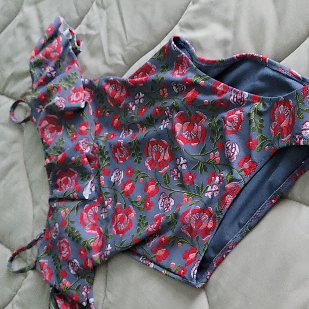 Adore Me Floral with sleeve bathing suit